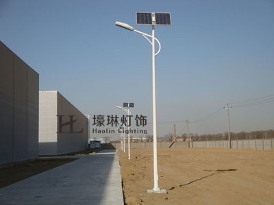 浅析led太阳能路灯厂家的路灯抗风设计